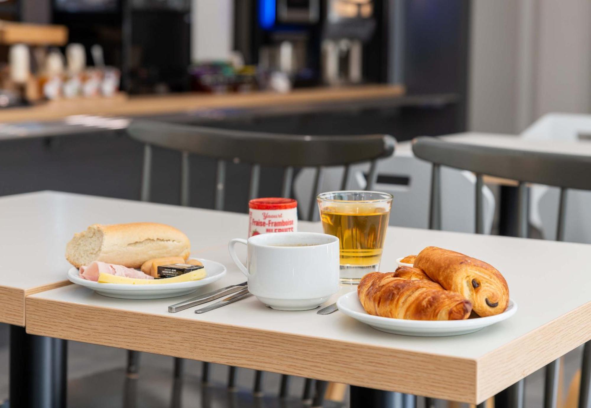 B&B Hotel Lyon Caluire Cite Internationale Eksteriør bilde